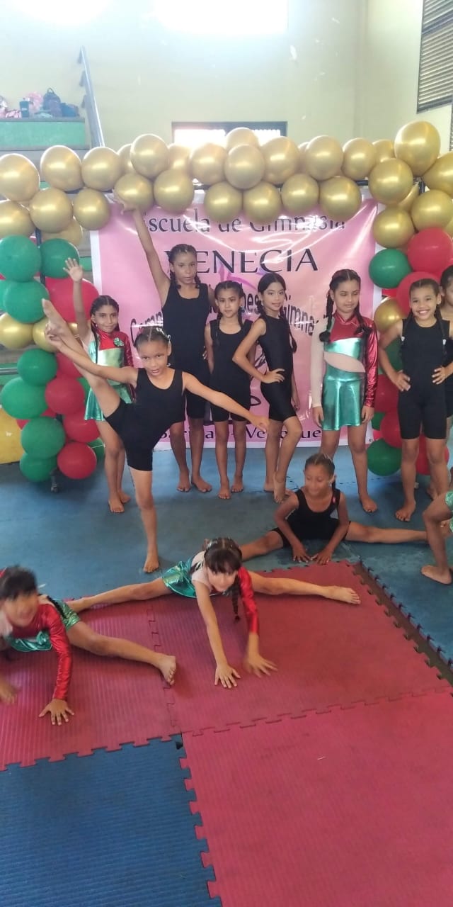 Rosmely Castañeda - Danza